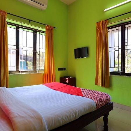 Kukuresidency Hotel Wadakkanchery Exterior photo
