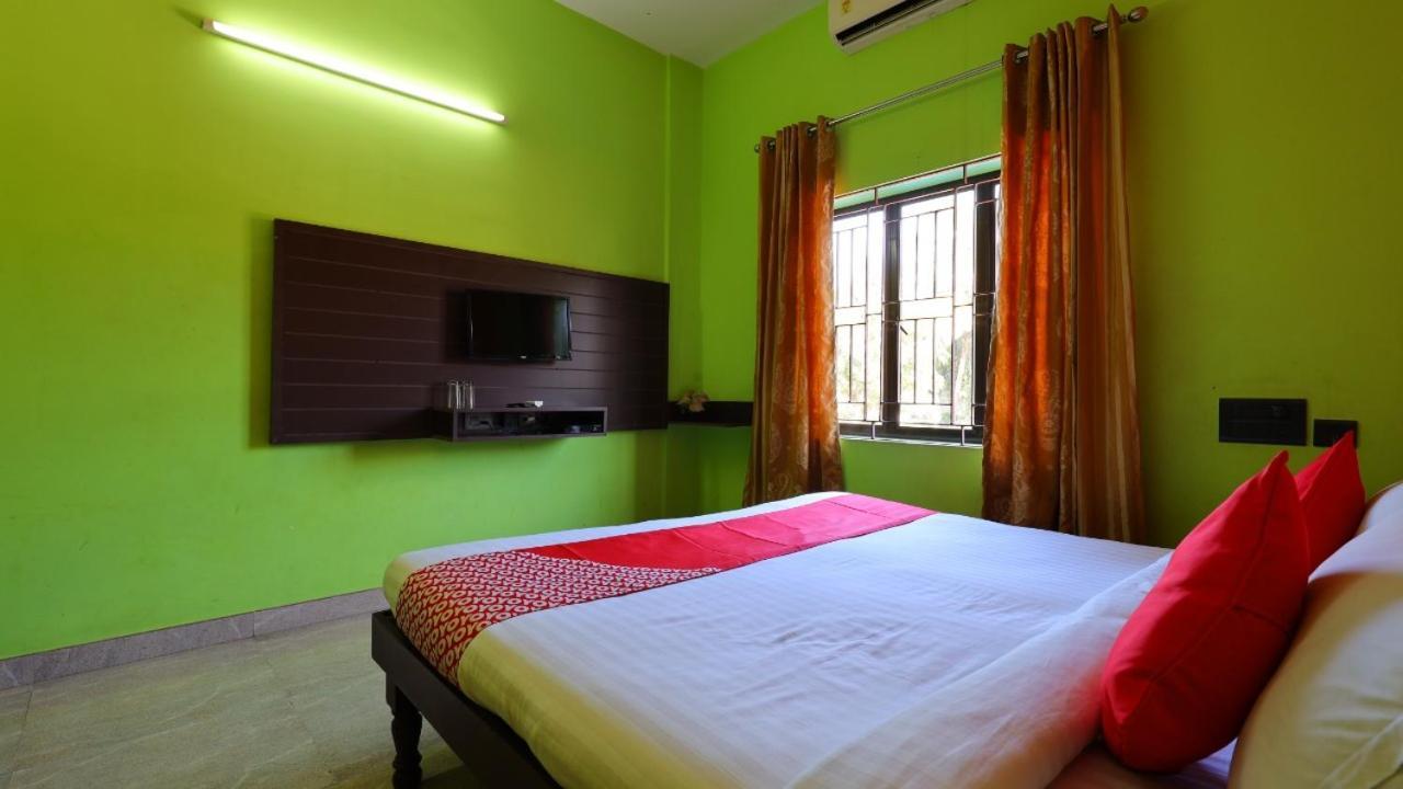 Kukuresidency Hotel Wadakkanchery Exterior photo